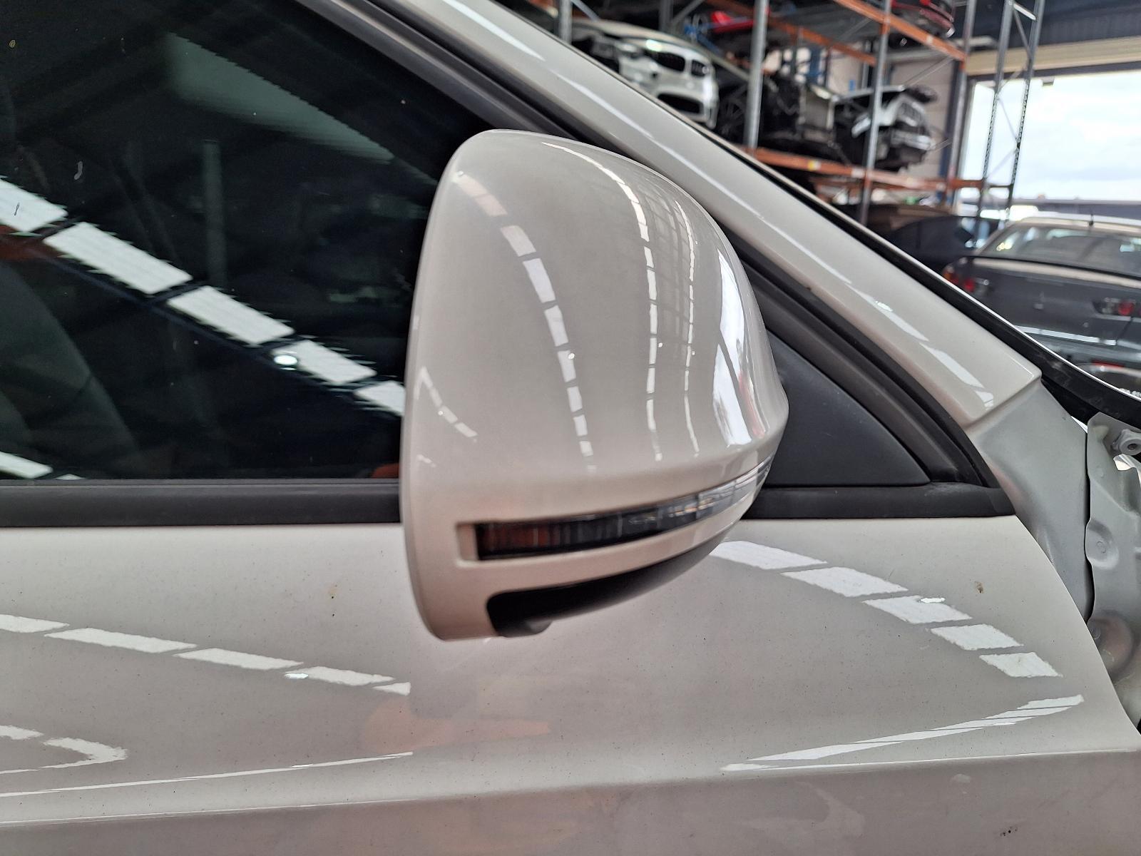 AUDI Q3 8U 03/2012-12/2018 RIGHT POWER DOOR MIRROR WHITE NON AUTOMATIC FOLD - thumbnail 10