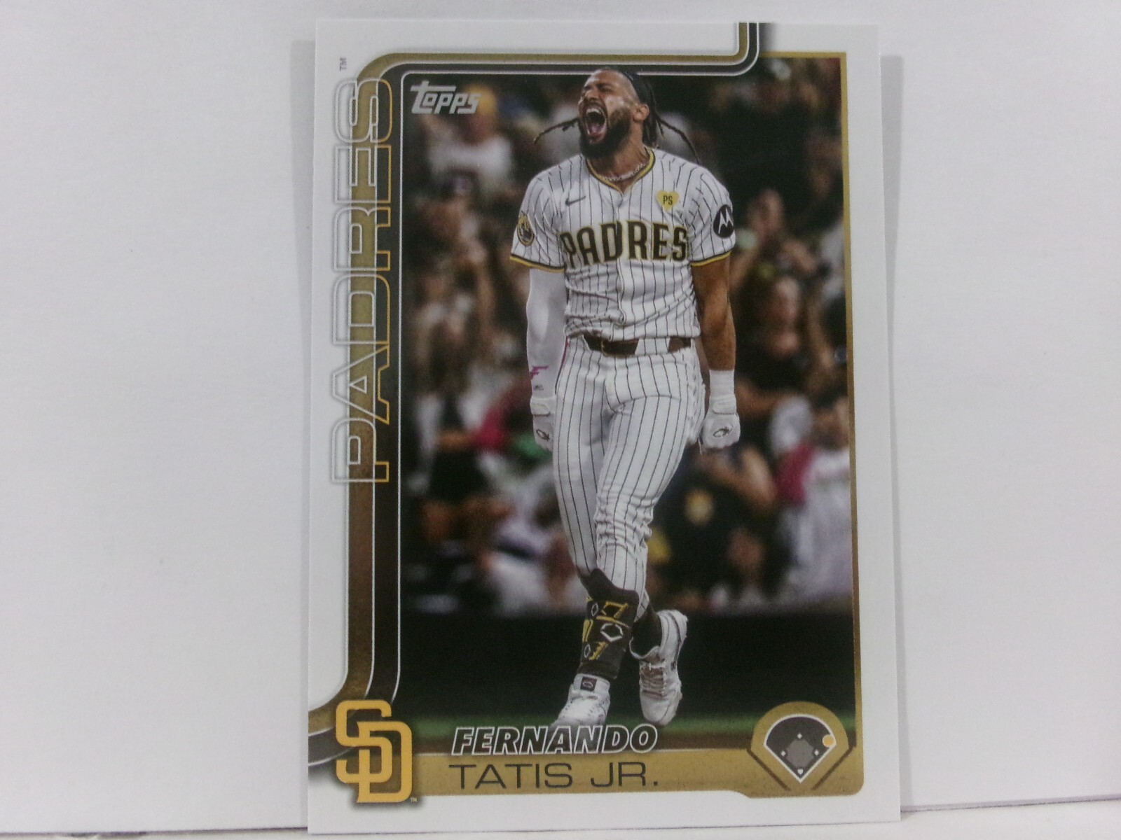 FERNANDO TATIS JR 2025 Topps Series 2 #600 San Diego Padres