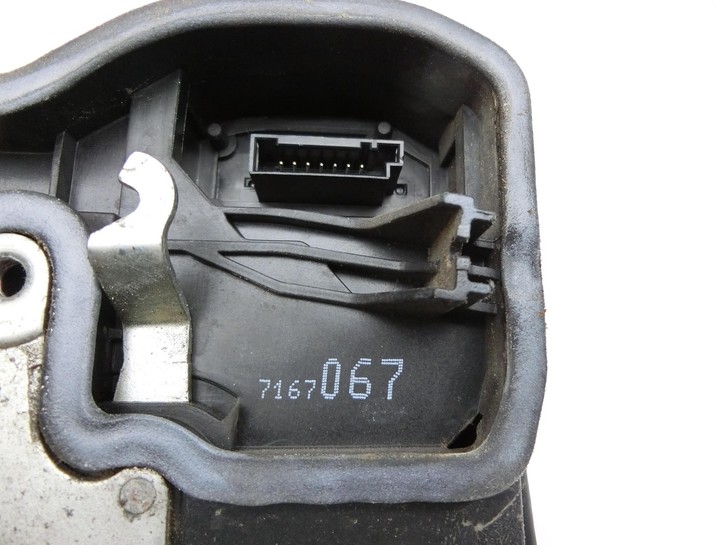 BMW E63 6er 645Ci 03-07 Coupe RHD Türschloss Stellmotor ZV Schloss Vorne Links BMW E63 6er 645Ci 03-07 10.01.2005... Vorschau 3