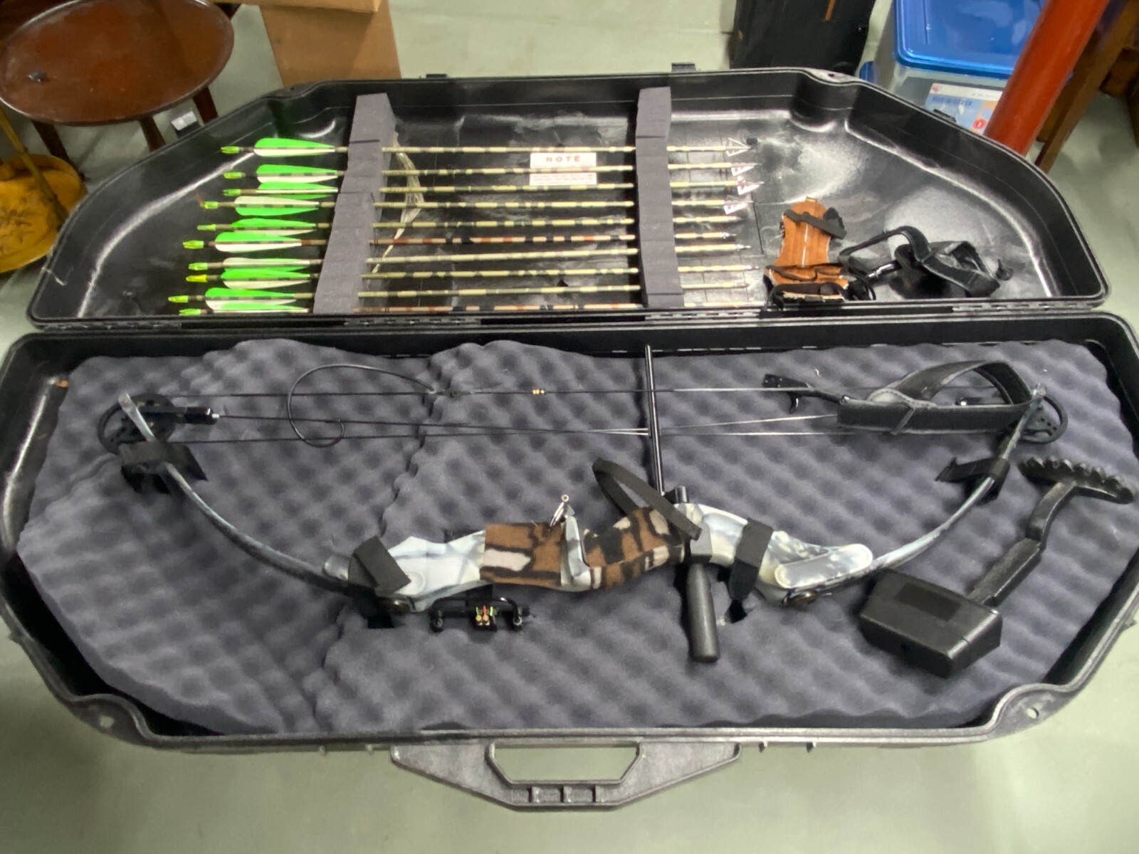 Jennings Carbon Extreme Compound Bow Carbon Extreme Compound Bow
