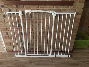 kmart baby gate