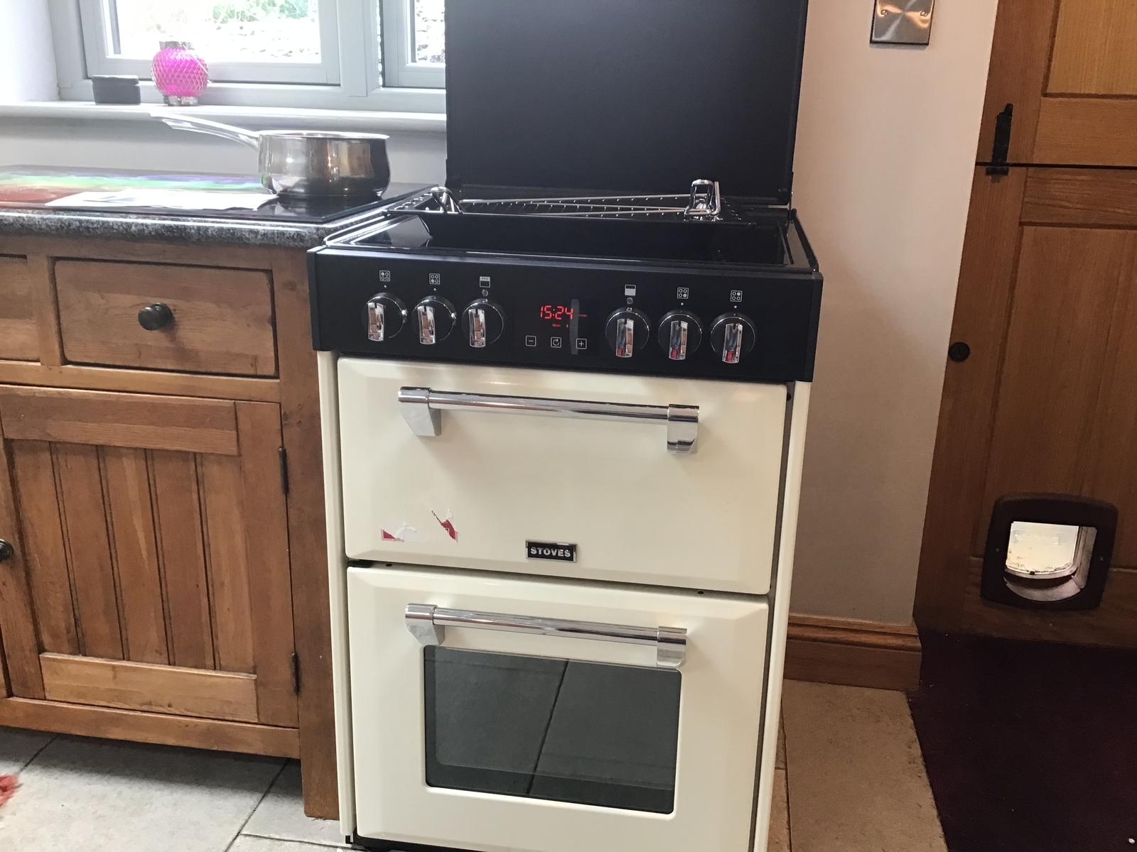 Stoves Richmond600E 60cm Free Standing Electric Cooker with Ceramic Hob