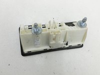 VW Caddy IV SA 15-21 Kombi Griffleiste Griff aussen für Heckklappe LR7H VW Caddy IV SA 15-21 17.09.2016 1T0867799A... Vorschau 4