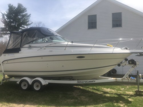Doral 250 Express Cruiser