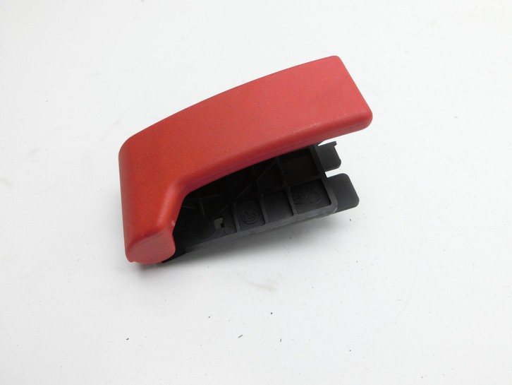 Mercedes W176 A200 12-15 Hebel Entriegelung für Motorhaube Mercedes W176 A200 12-15 28.01.2015 A2048800900 gebraucht Vorschau 2