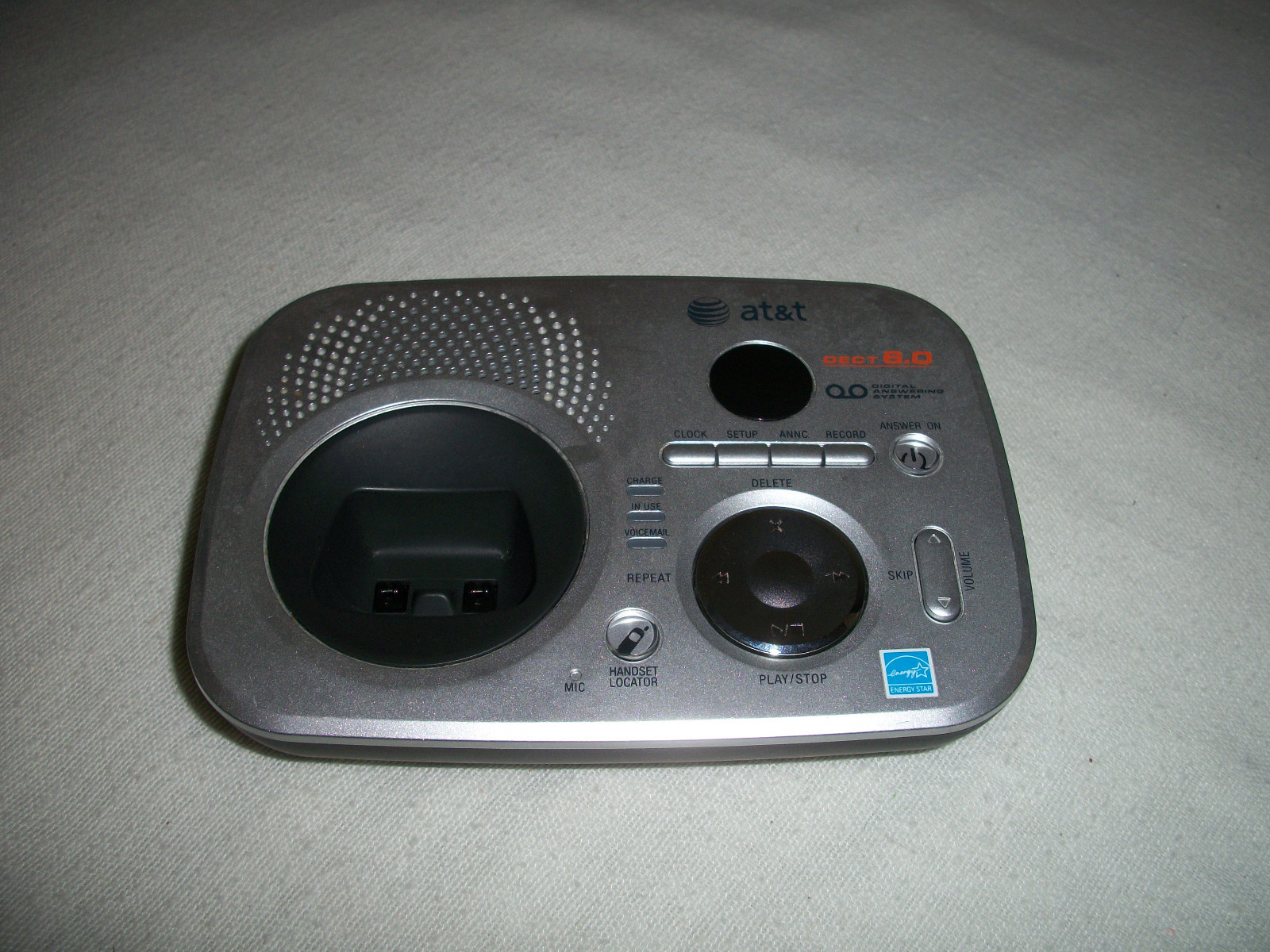 AT&T SL82408 Main Base Answering System w/AC Power Supply