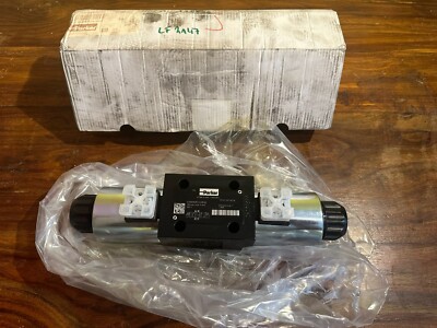 Parker D3W004CNJW42 hydraulic valve