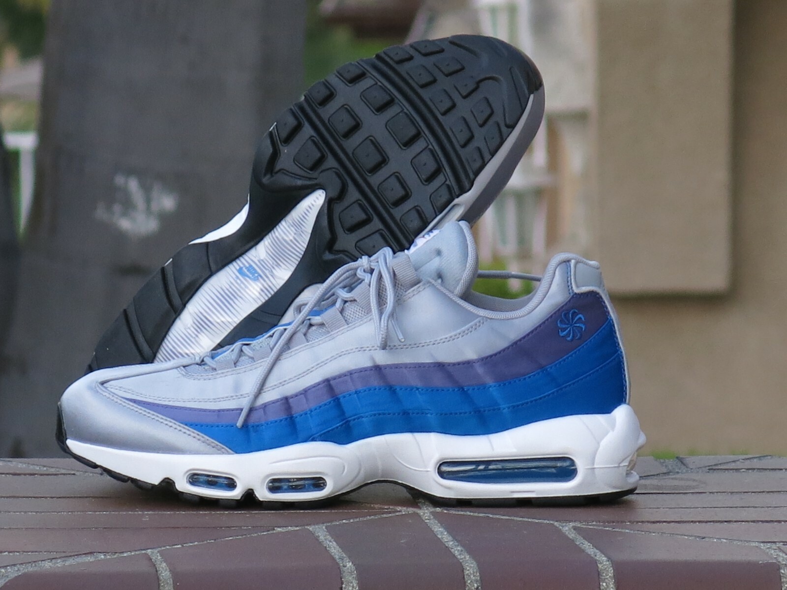 Nike Air Max 95 SE Men's Running, Cross Training Sneakers Nike Air Max 95 SE Men's Running, Cross Training Sneakers