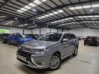 2018 Mitsubishi Outlander 2.4h TwinMotor 13.8kWh 4h CVT 4WD Euro 6 (s/s) 5dr EST