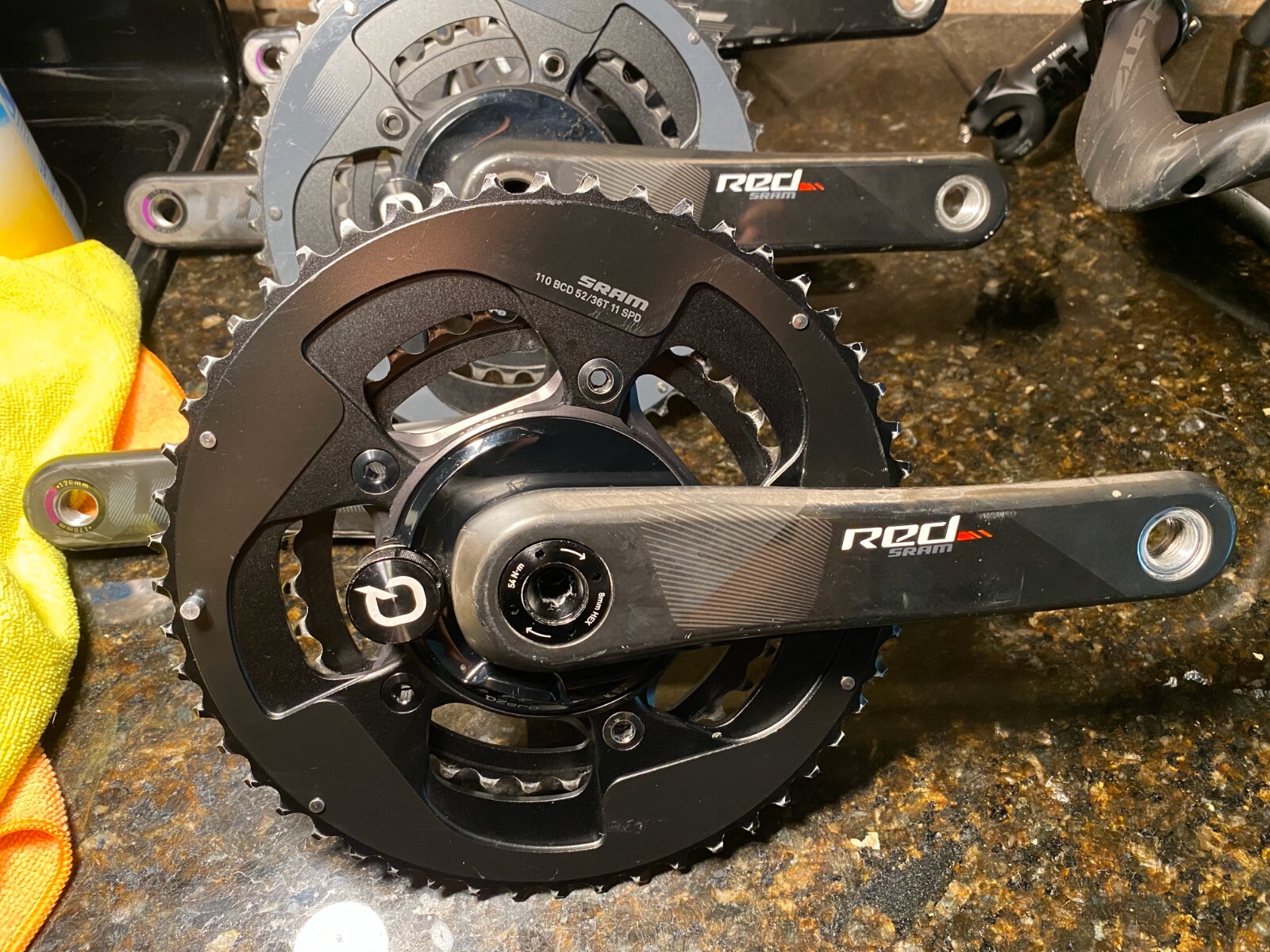 Quarq DZero × SRAM RED eTap クランクセット Quarq DZero × SRAM RED eTap クランクセット