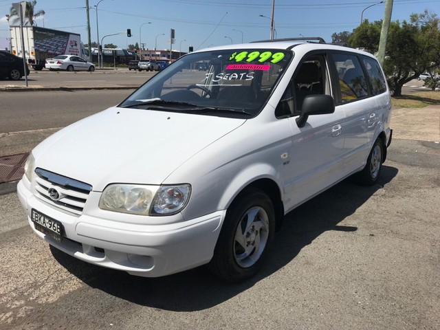 Hyundai trajet 2005