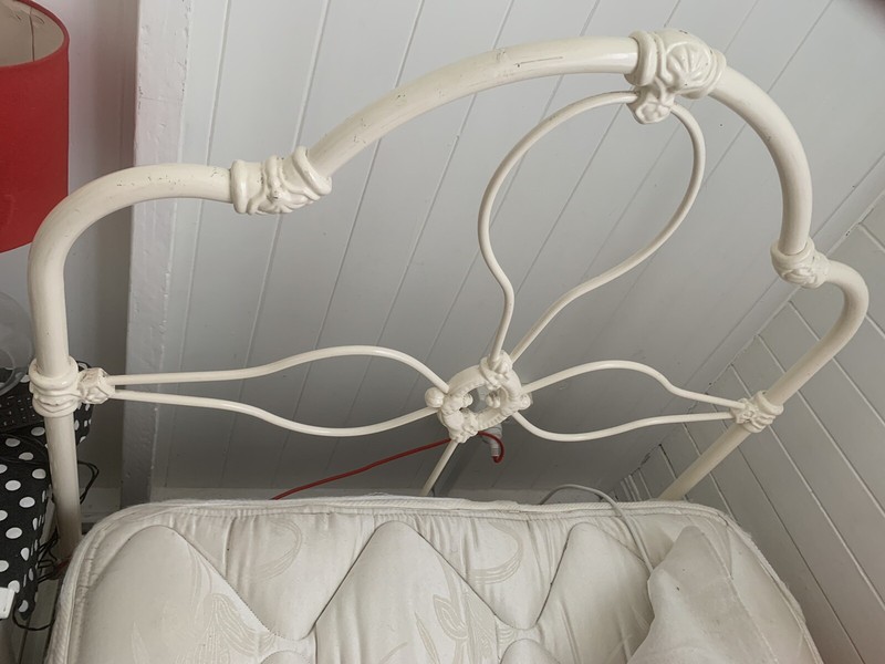 King Single White Iron Bed Beds Gumtree Australia Brisbane South East Carina Heights 1257876762