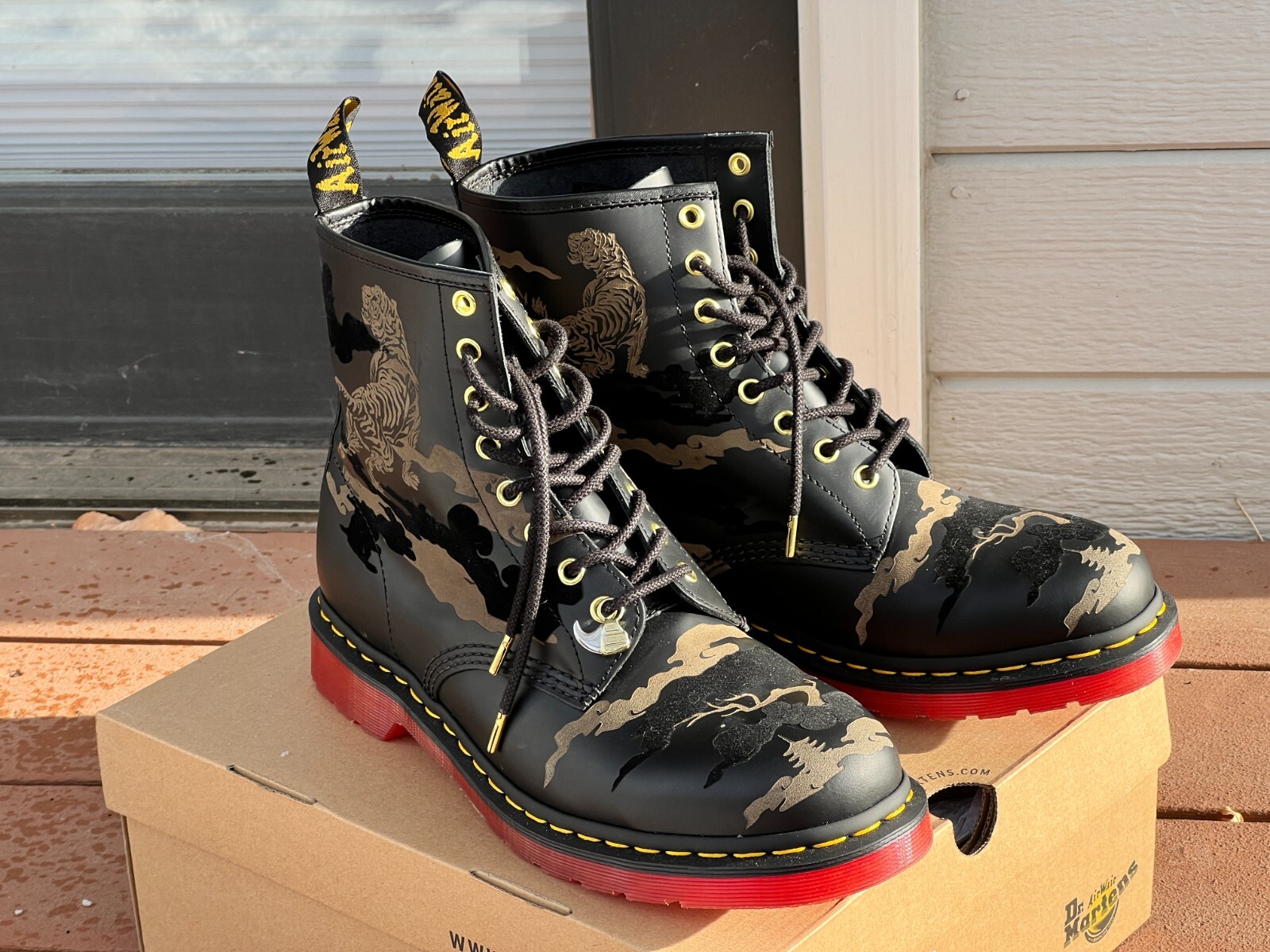 Dr. Martens ドクターマーチンyear of the tiger Dr. Martens celebrates the year of the tiger with a new drop