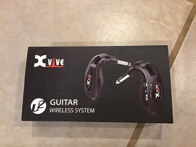 Xvive U2 Digital Rechargeable Wireless System Electric Guitar Live Stage Carbon