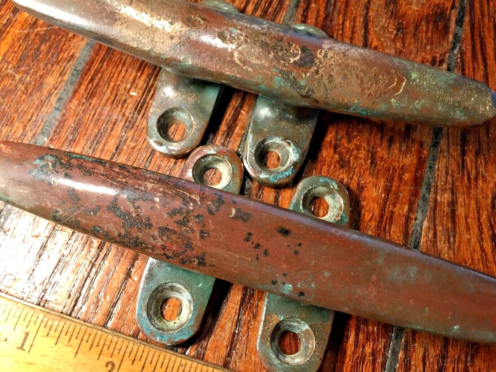 PAIR OF VINTAGE OLD SOLID BRONZE CLEATS 6