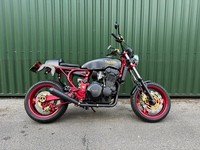 Triumph Daytona 900 CRK Custom Show Bike built by JWA Motorcyles Cafe Racer Kit