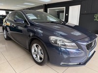 Volvo V40 1.6 T3 SE Blue Hatchback 61MPG Sat Nav WARRANTY 12 MONTHS MOT