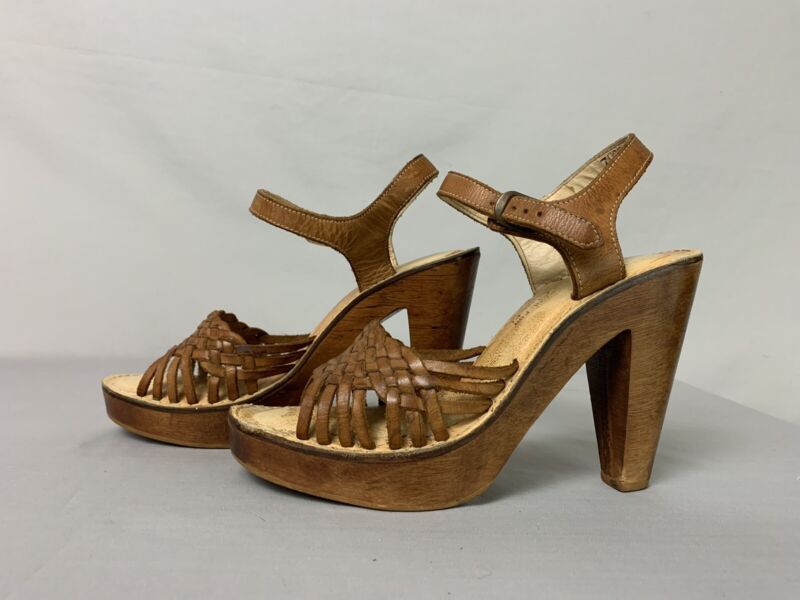 VTG Qualcraft 1970s Leather Sandals Shoes Chunky Wood High Heels Groovy Mod Boho