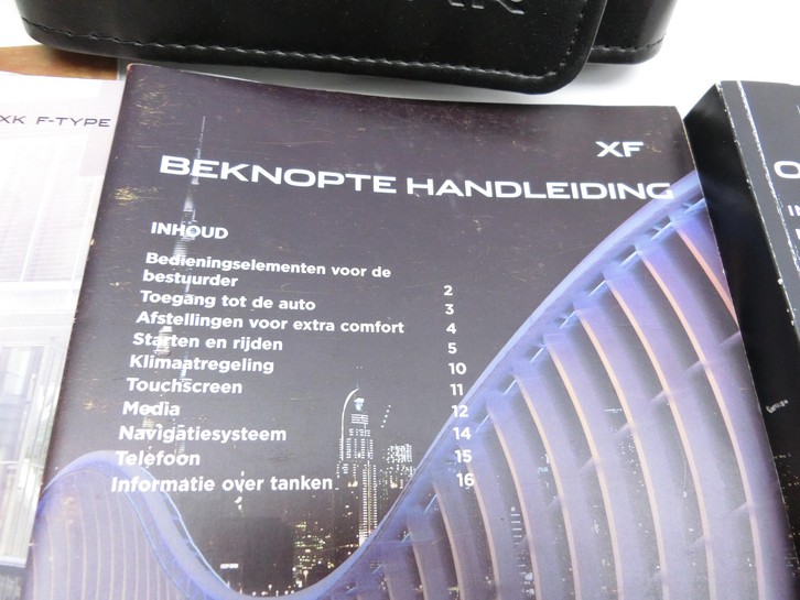 Jaguar XF X260 15-20 Serviceheft Betriebsanleitung Anleitung Bordmappe Jaguar XF X260 15-20 20.06.2017 gebraucht Vorschau 4