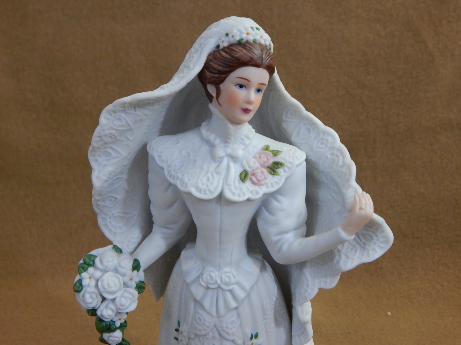 Lenox The Centennial Bride Fine Porcelain Sculpture Mint w/Box PC