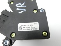 VW Passat B8 3G 14-19 Schalter Rechts für Sitzverstellung VW Passat B8 3G 14-19 20.07.2015 3G0959778QWA gebraucht Vorschau 6