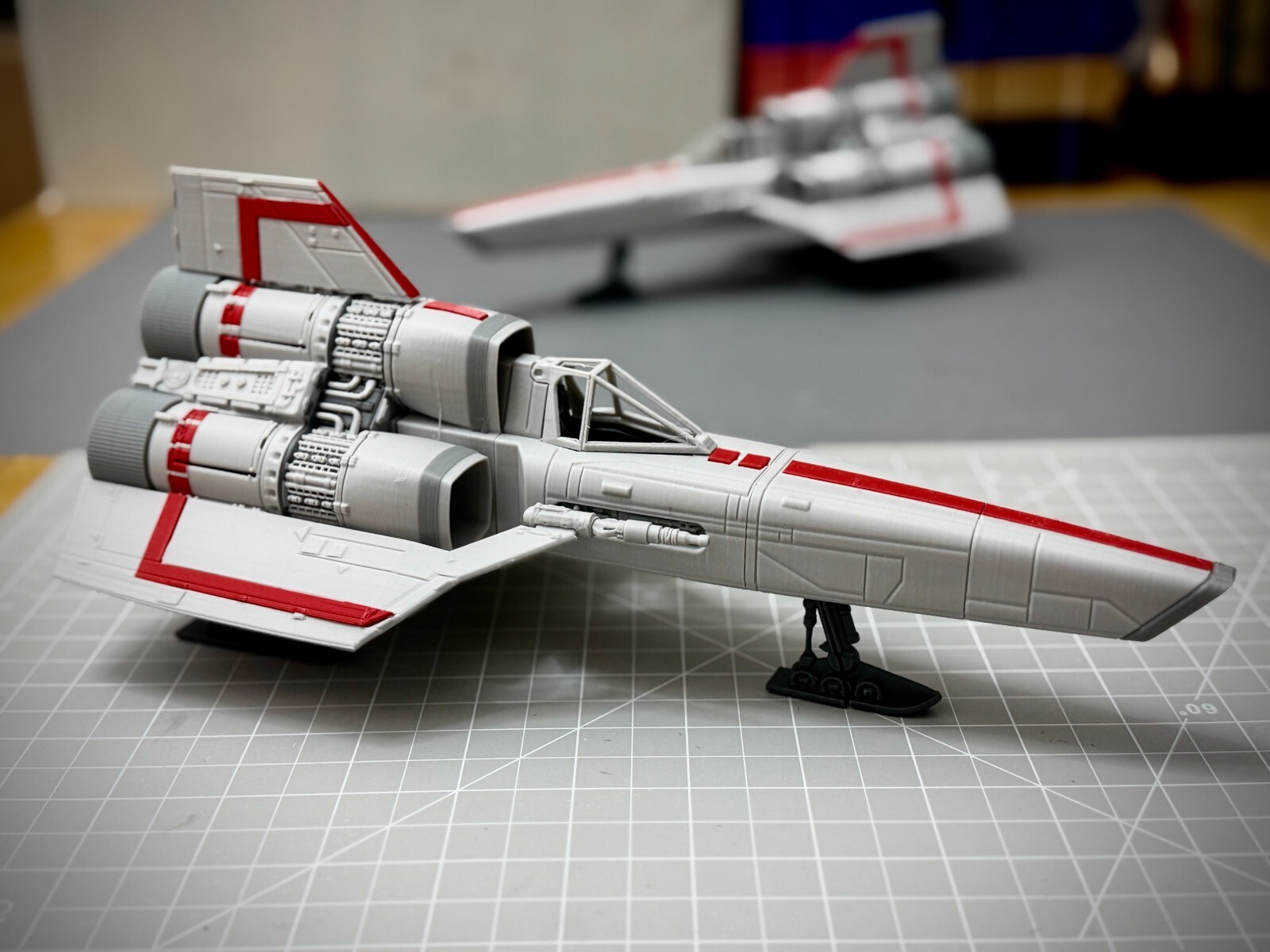 MOSTOYS シベリアアイベックス Battlestar Galactica 1978 Colonial Viper MK I Starfighter 11