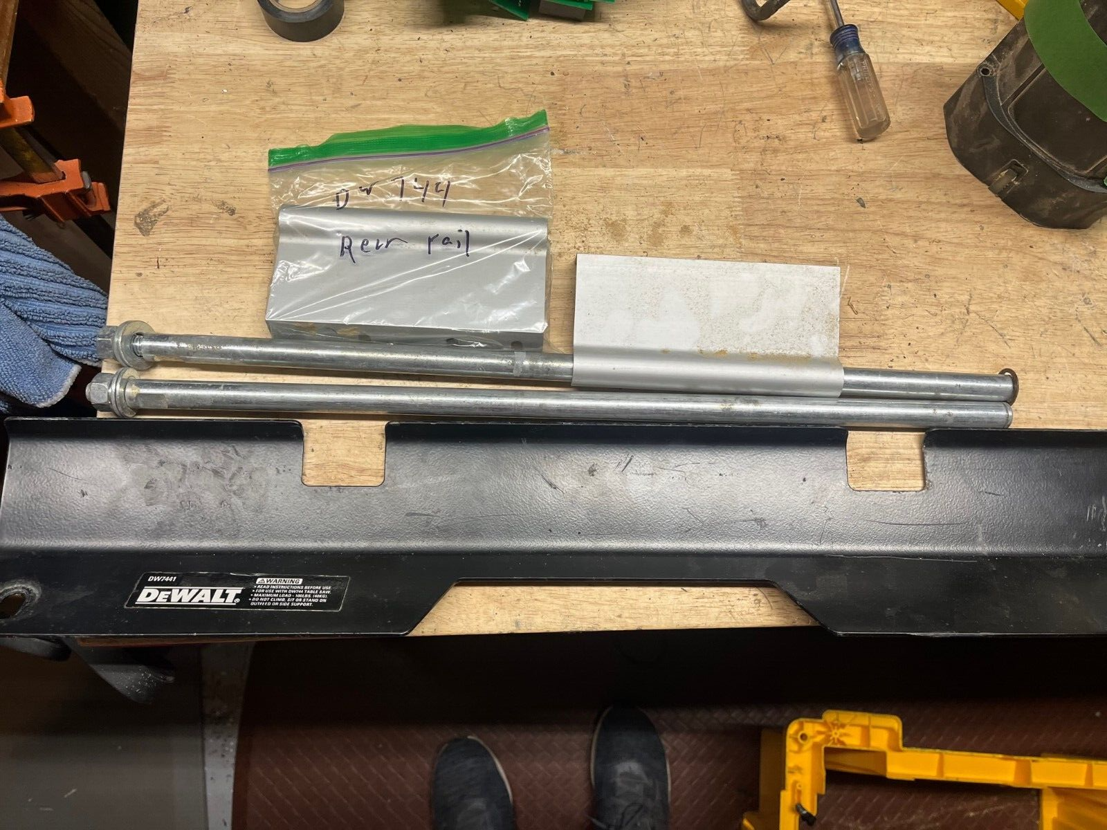 Dewalt DW744 10