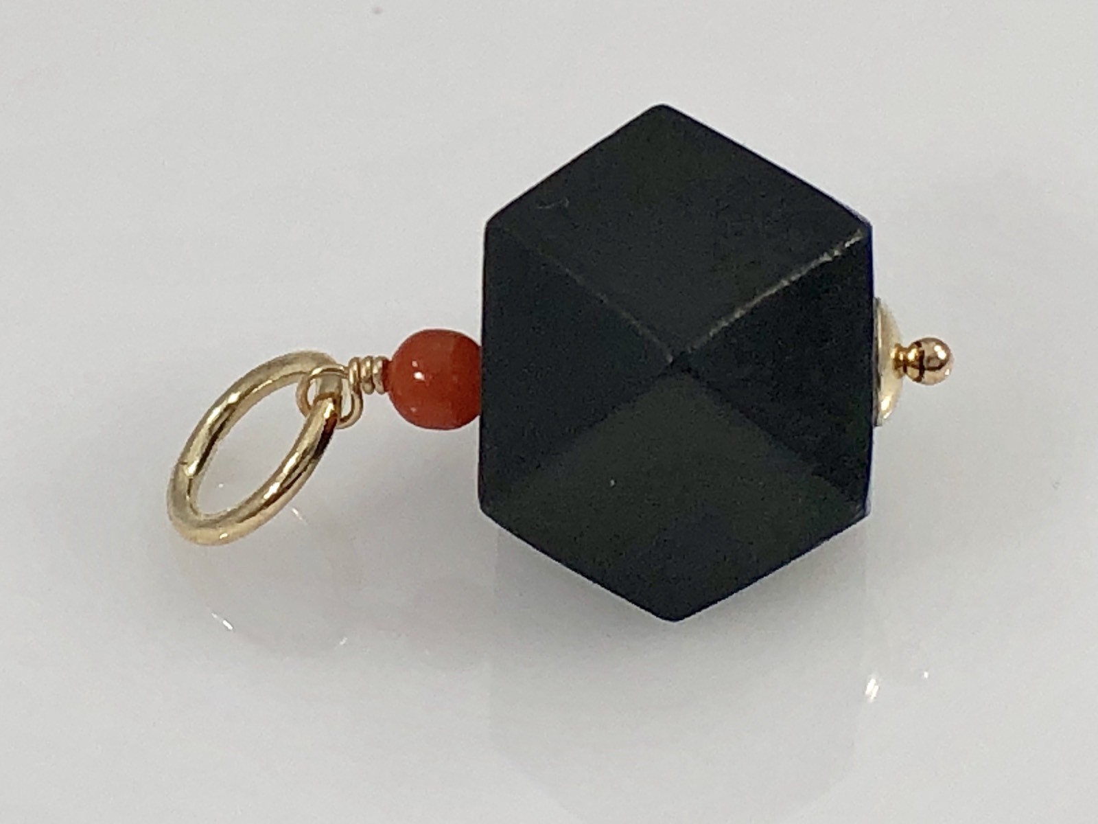 Azabache (10mm) & Coral 14K Solid Gold Jet Protection Pendant, New - Picture 1 of 5