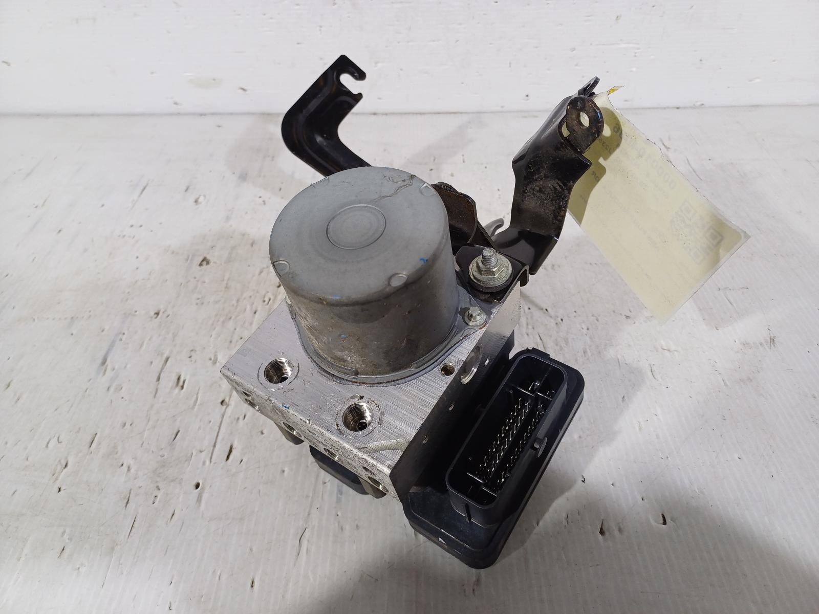 MAZDA CX3 2015-2024 ABS PUMP/MODULATOR DK, P/N DLYV437A0A/DLYV437A0B, 03/15- - thumbnail 2