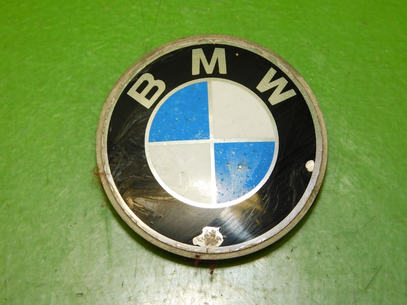 BMW 36-131180419 6135800 wheel rim center cap dust cover