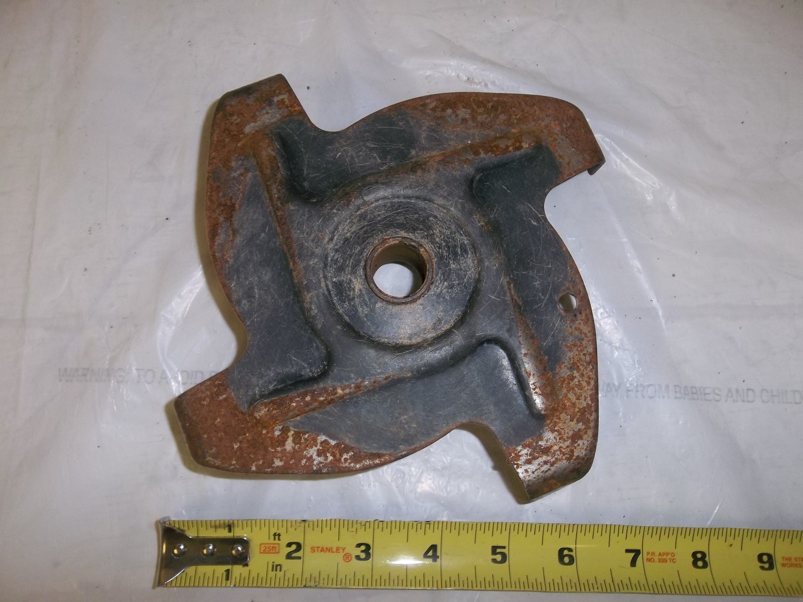 HUSQVARNA CT 16 TILLER/CULTIVATOR TINE ASSEMBLY OUTER RIGHT REPAIR PART