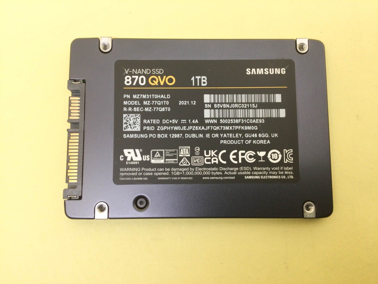 Samsung 870 QVO Series 1TB 2.5'' SATA V-NAND Internal SSD MZ Samsung 870 QVO Series 1TB 2.5'' SATA V-NAND Internal SSD MZ