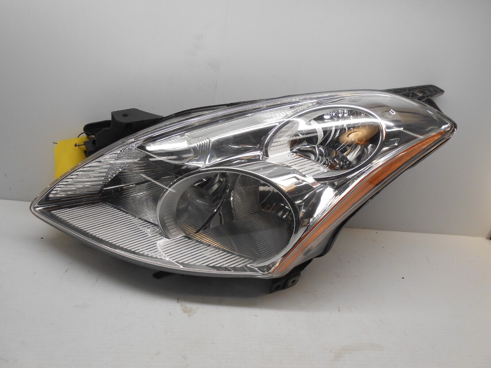 2010-12 Nissan Altima Headlight Assembly Left Driver Side 2010-12 Nissan Altima Headlight Assembly Left Driver Side