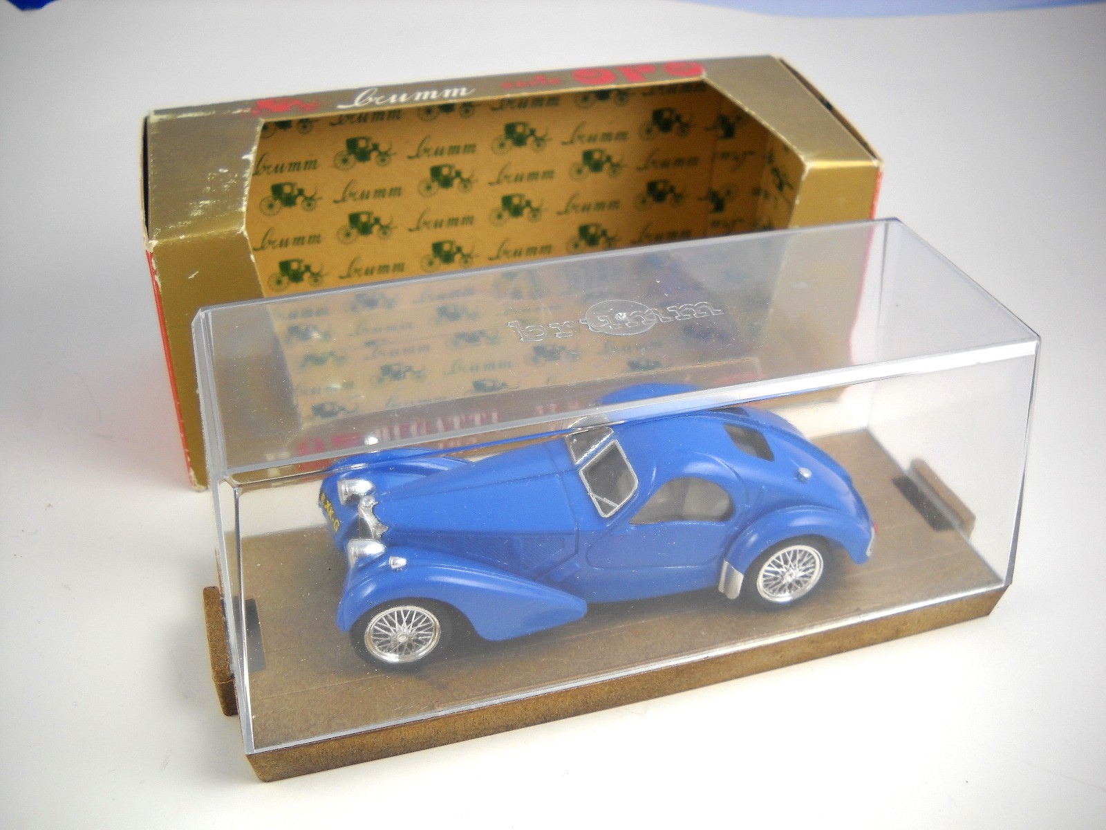 1/43 ブルム  ブガッティ タイプ 57S クーペ HP165 BRUMM BUGATTI 57 S COUPE Italy 1934-1936 Blue HP 165 Series