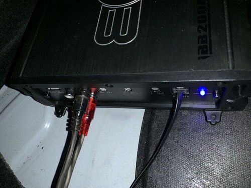 belva subwoofer 10 Inch Grest Conditon COMES WITH ALL WIRES AND AMPLIFER