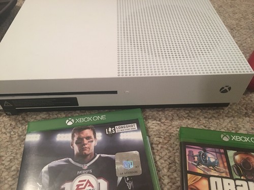Xbox one S 2tb Console With elite Controller And EXTRAS