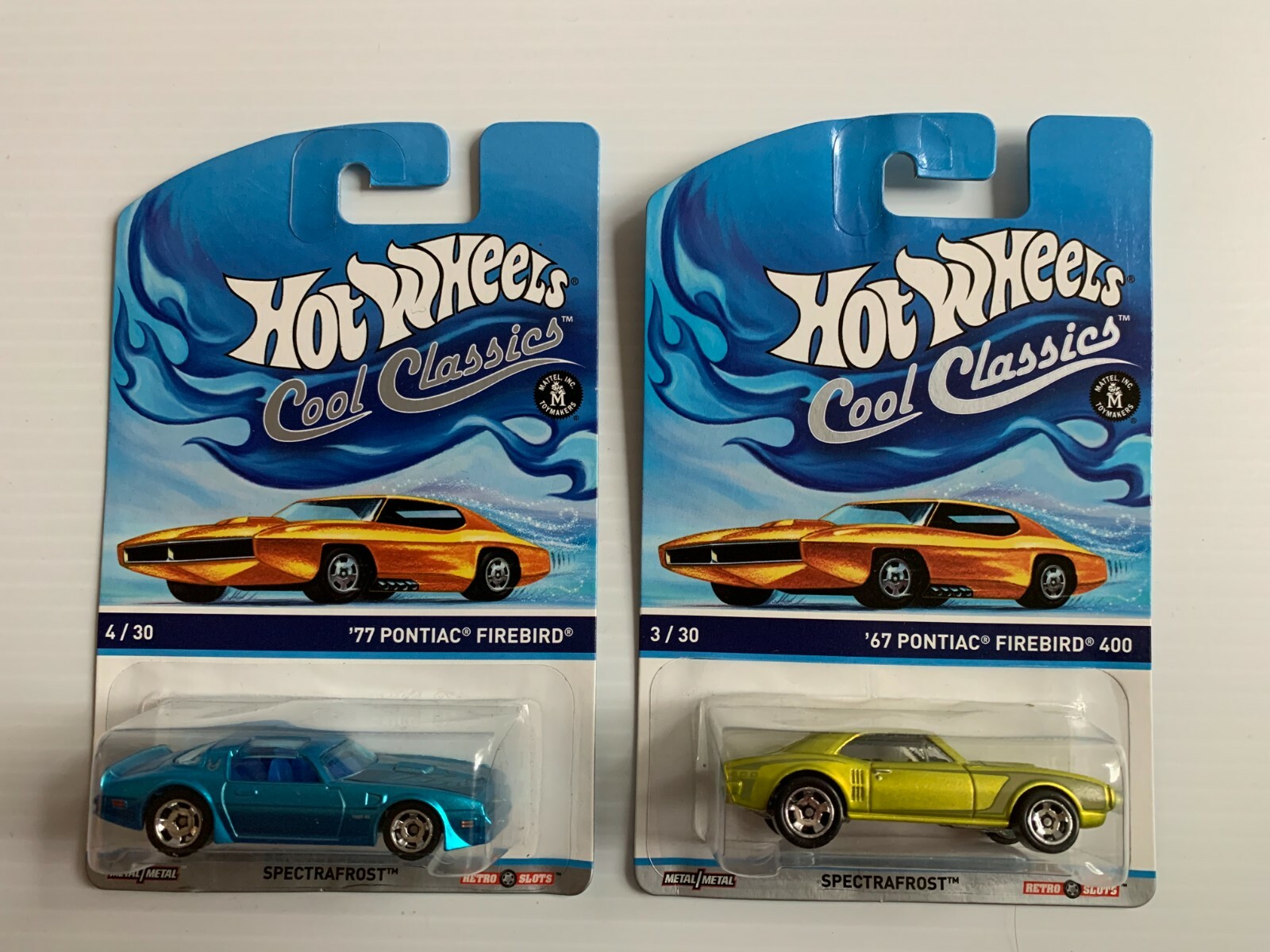 2 Hot Wheels Cool Classics #4/30 '77 Pontiac Firebird, #3/30