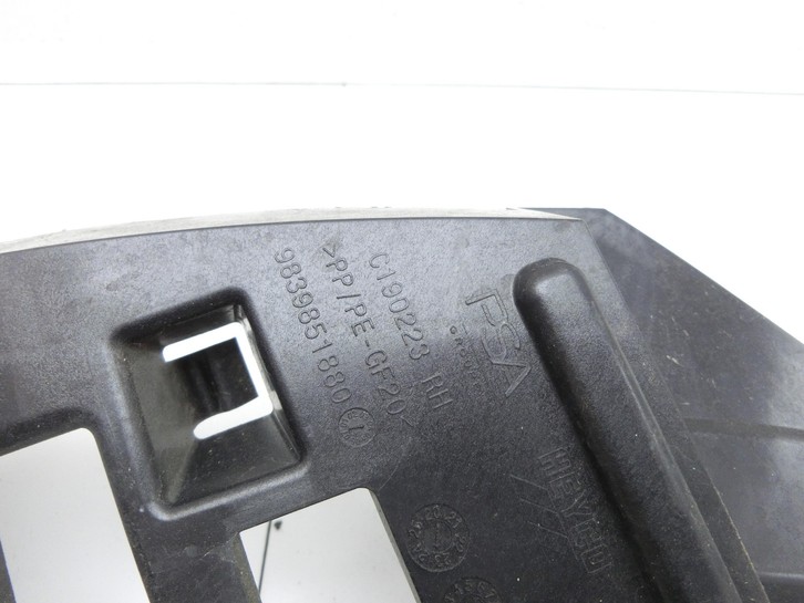 Opel Astra L 21-26 Stoßstangenhalter Stoßstangenträger Führung Hinten Opel Astra L 21-26 27.04.2023 9839851880 gebraucht Bild 4