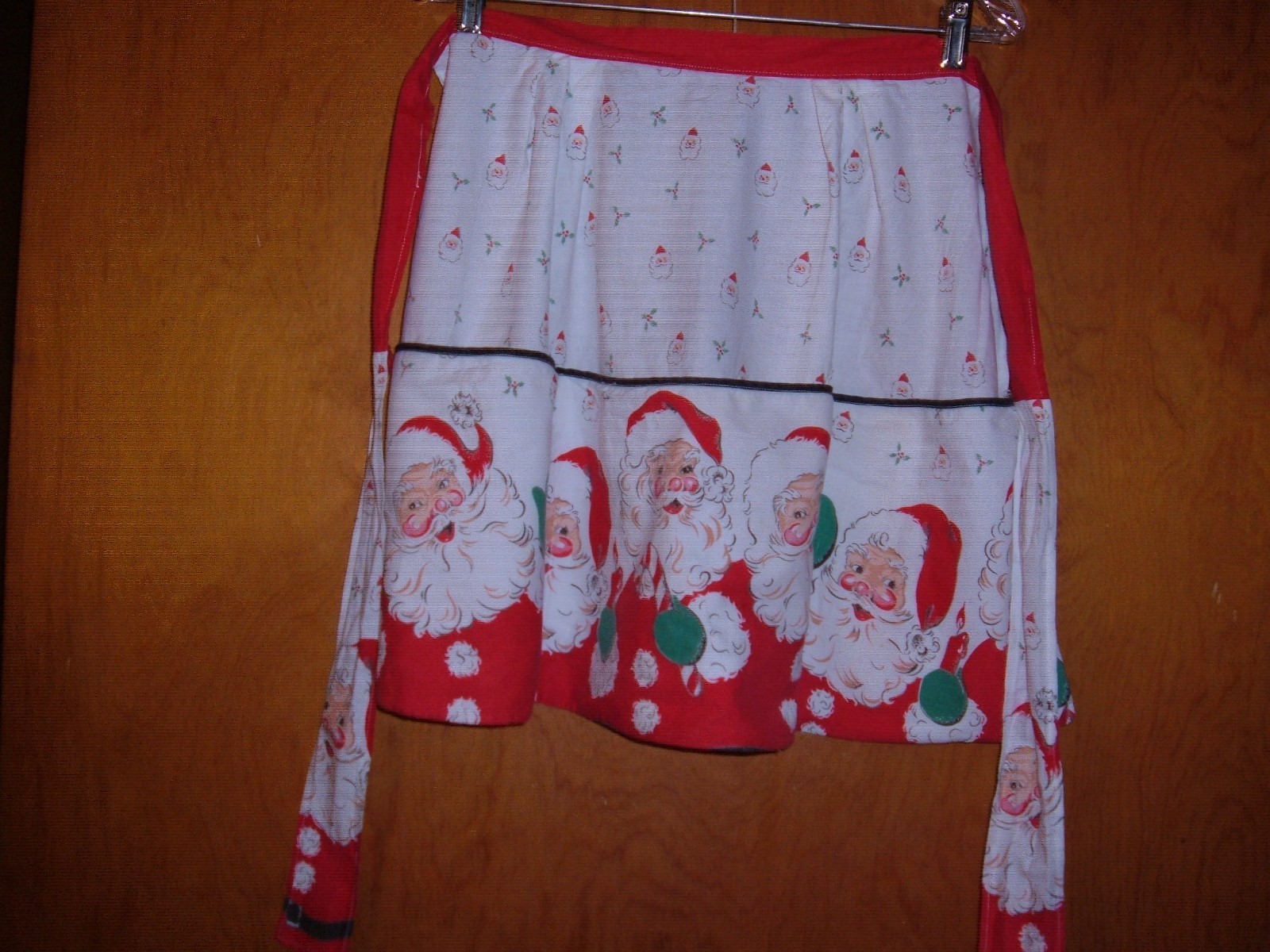 VINTAGE FABRIC APRON SANTA LADIES