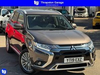2019 Mitsubishi Outlander 2.4h TwinMotor 13.8kWh Juro CVT 4WD Euro 6 (s/s) 5dr E