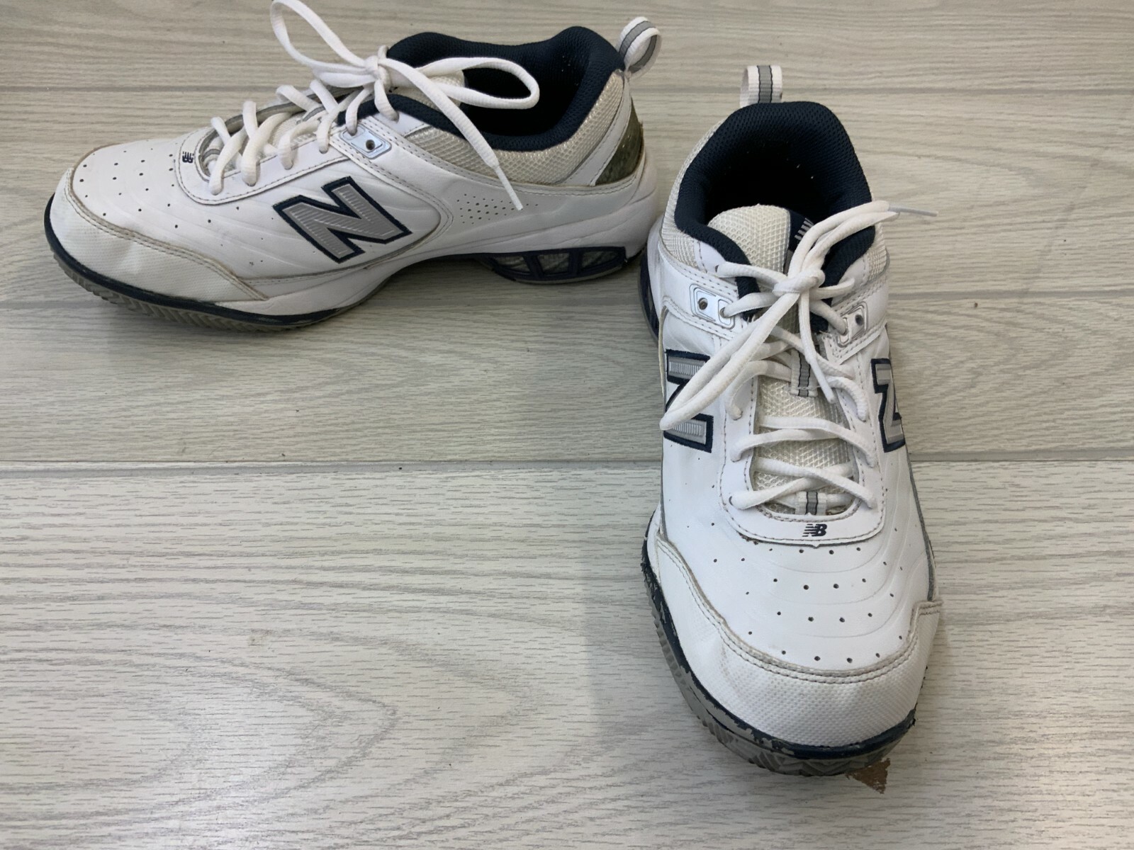 New Balance 806 MC806W Tennis Shoes 