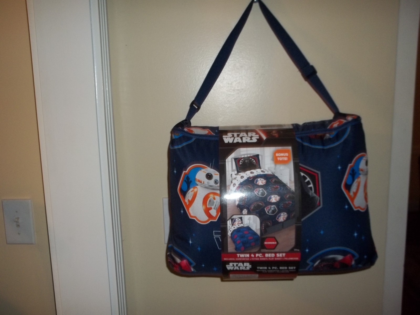 NIP Star Wars 5pc Reversible Comforter Set w/Bonus Tote Bag