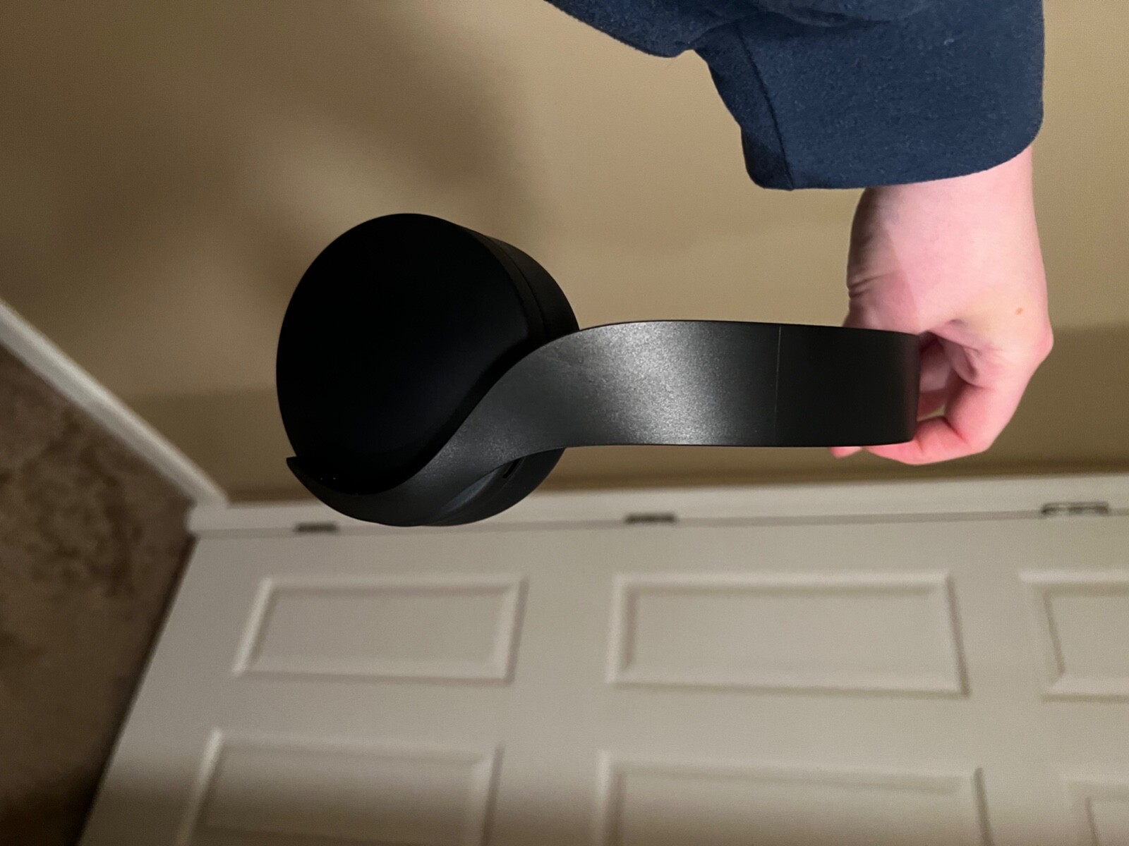 Sony PULSE 3D Ear-Cup (Over the Ear) Wireless Headphone - Black