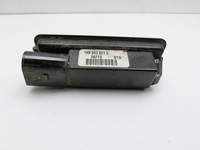 VW Passat CC 358 12-16 Kennzeichenleuchte Pos.2 VW Passat CC 358 12-16 10.04.2013 1K8943021C gebraucht Vorschau 2