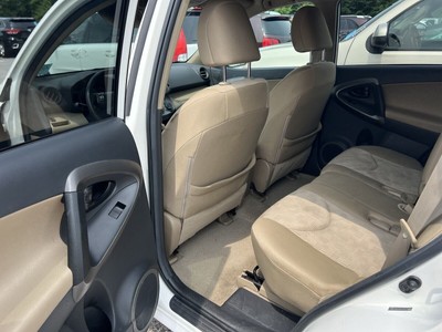 image 3 of interior