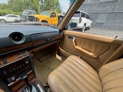 image 4 of interior