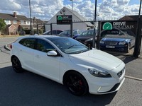 2015 Volvo V40 T2 R DESIGN 5dr ULEZ HATCHBACK Petrol Manual