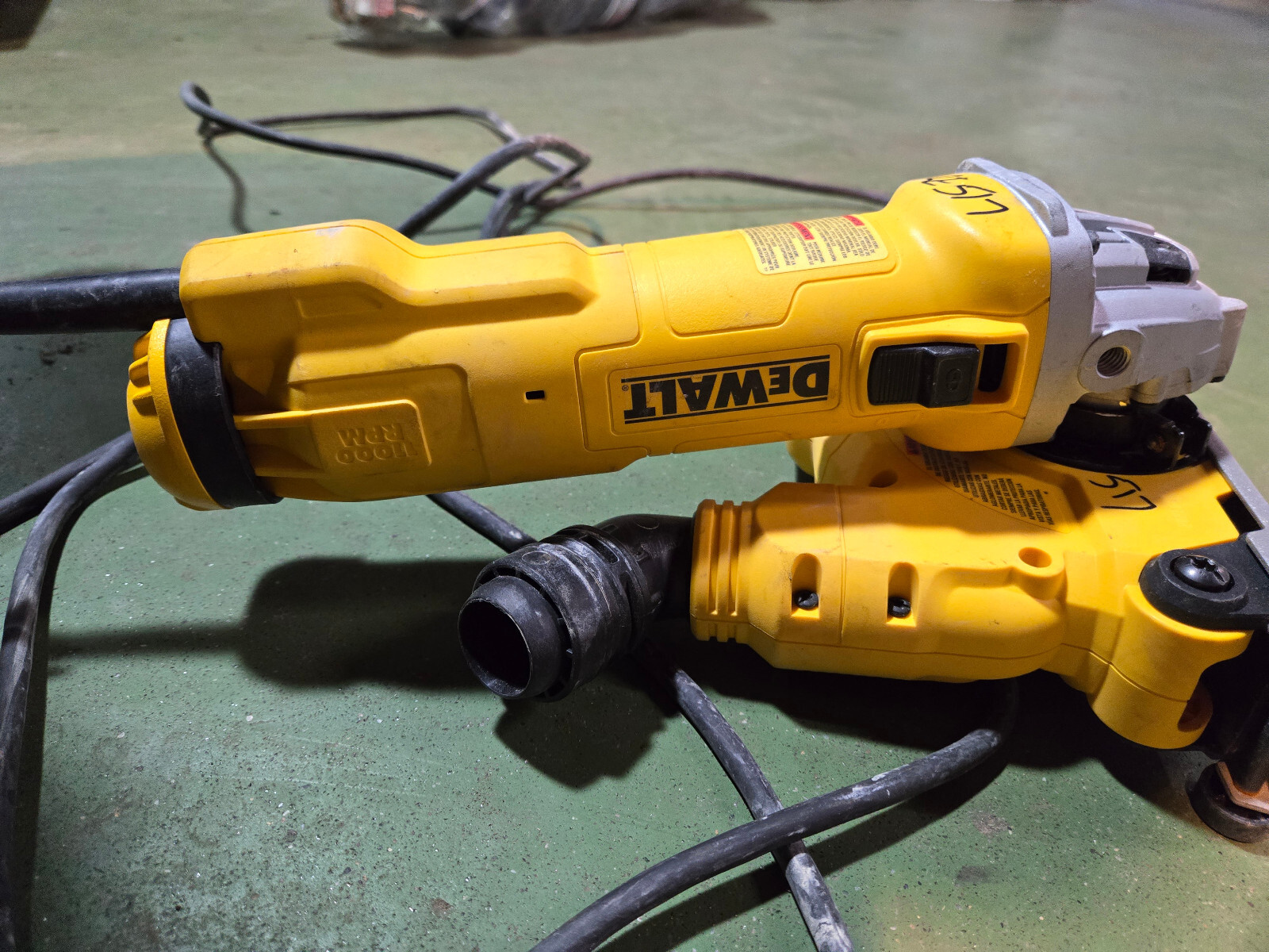 DeWALT DWE46123 13 Amps  4.5