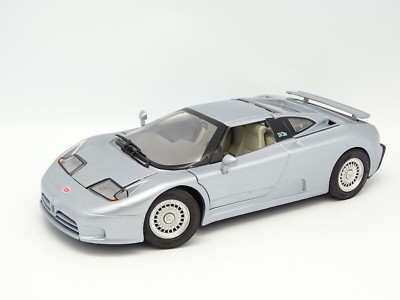 MINICHAMPS Bugatti EB110 SS Silver 他合計3台 MINICHAMPS Bugatti EB110 SS Silver 他合計3台 - メルカリ