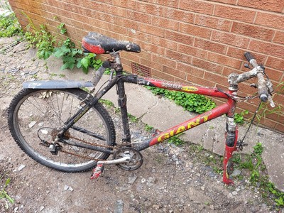 Giant Boulder Alu Mountain Bike Garage Find Retro Bargain spares or repairs 